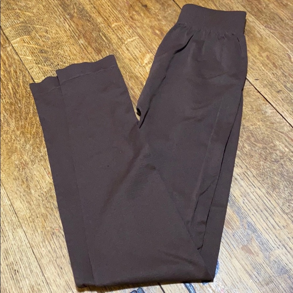Nikibiki Leggings